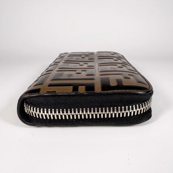 Fendi Monogram FF Leather Zip Around Wallet - Picture 4 of 11